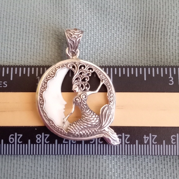 BALI GODDESS CARVED BONE MOON AND STERLING SILVER MERMAID PENDANT - Picture 5 of 7